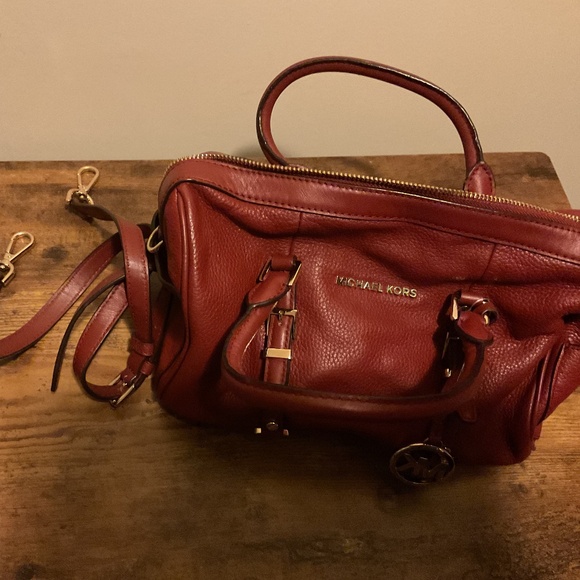 Handbag - Picture 1 of 7